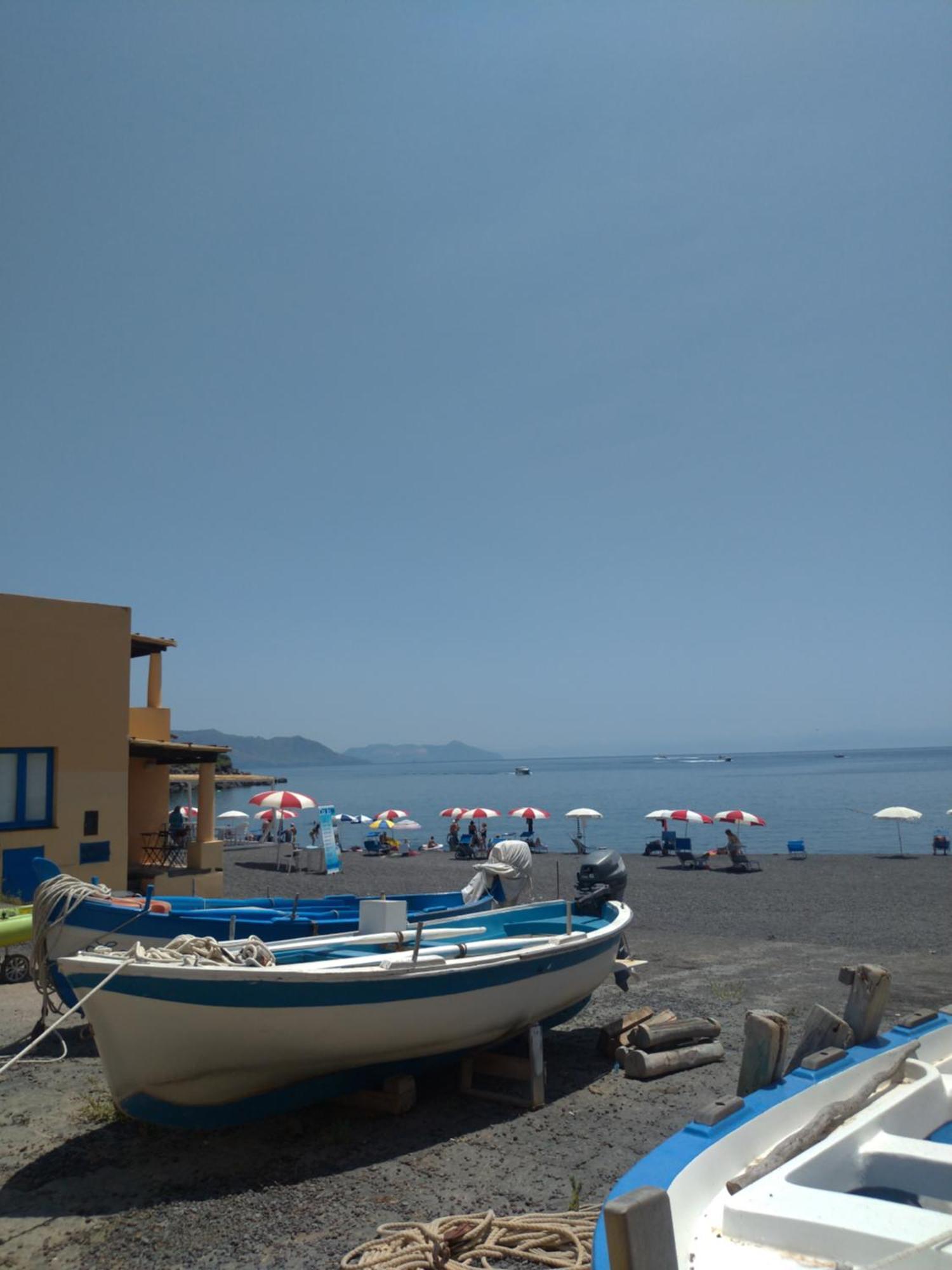 Perla Spiaggia Leni Dış mekan fotoğraf